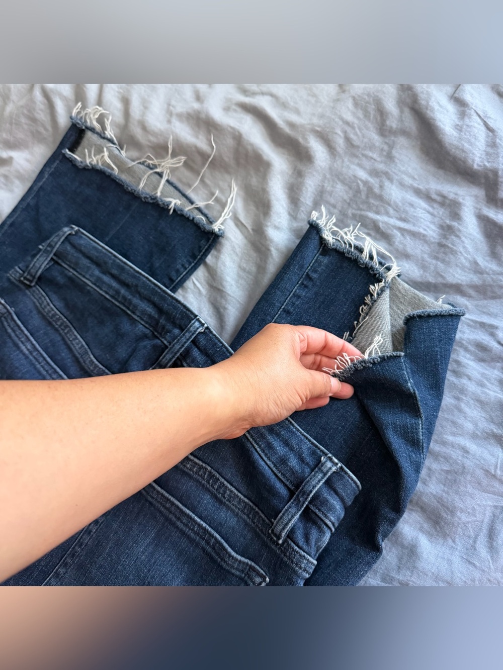 Frame Denim Le Crop Mini Boot Jeans in Dark Blue - Picture 5 of 8